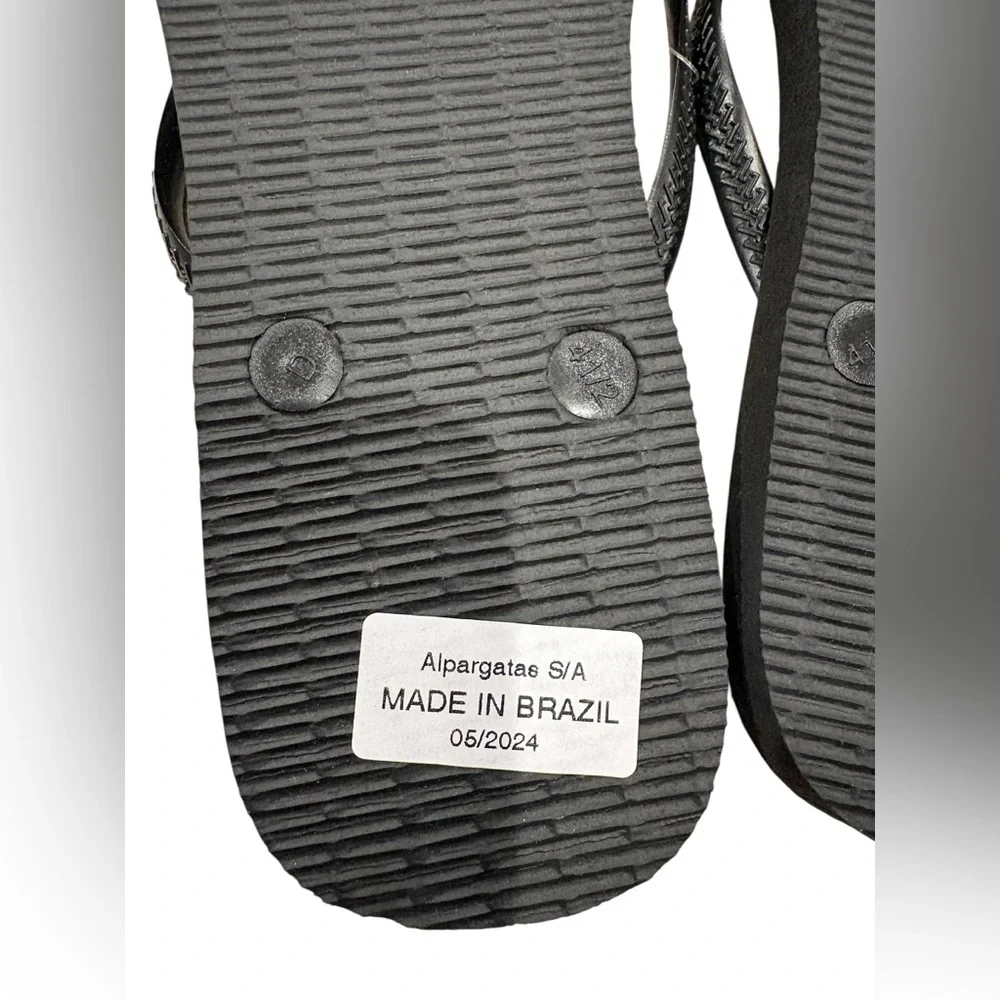Havaianas Black and Red Minnie Mouse Flip Flops